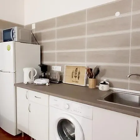 Casa Dos Sorrisos - 3 Bedroom Apartment, Terrace, Barbecue, Ac, Wifi,