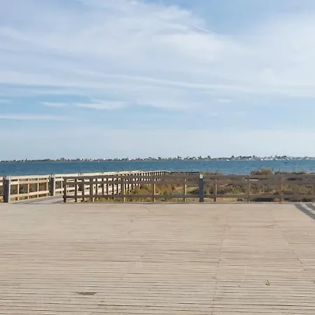Daire Casa Dos Sorrisos - 3 Bedroom Apartment, Terrace, Barbecue, Ac, Wifi, *