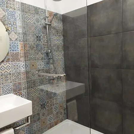 Casa Dos Sorrisos - 3 Bedroom Apartment, Terrace, Barbecue, Ac, Wifi,