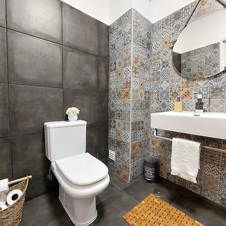 Casa Dos Sorrisos - 3 Bedroom Apartment, Terrace, Barbecue, Ac, Wifi, *