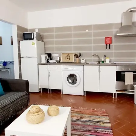 Casa Dos Sorrisos - 3 Bedroom Apartment, Terrace, Barbecue, Ac, Wifi, Daire Olhão