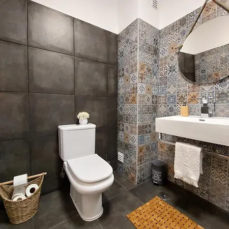 Casa Dos Sorrisos - 3 Bedroom Apartment, Terrace, Barbecue, Ac, Wifi, * Olhão