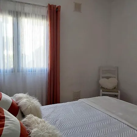 Appartement Casa Dos Sorrisos - 3 Bedroom Apartment, Terrace, Barbecue, Ac, Wifi,